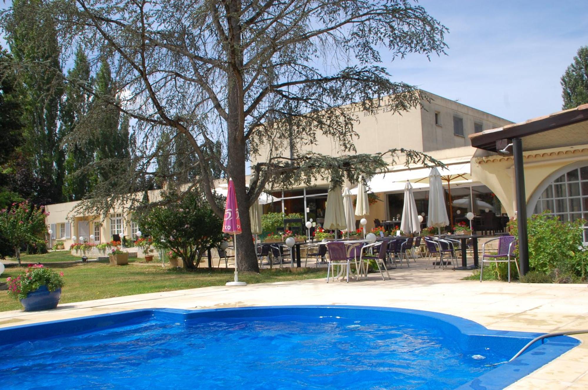Logis Hotel & Restaurant Le Fleurance Exteriér fotografie